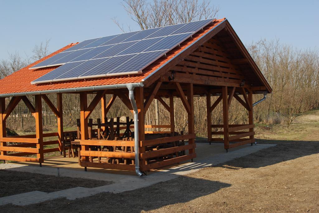 Rigófütty Vendégház Tiszaalpar Exterior foto