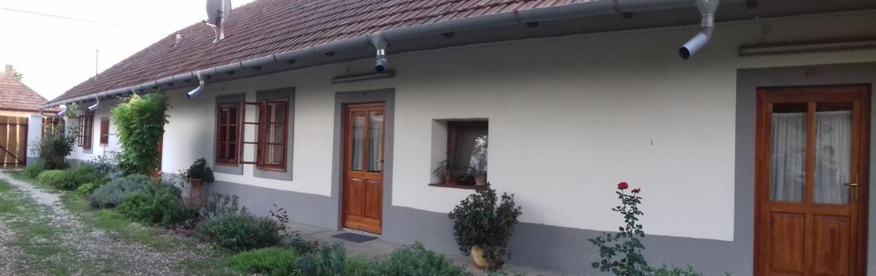 Rigófütty Vendégház Tiszaalpar Exterior foto